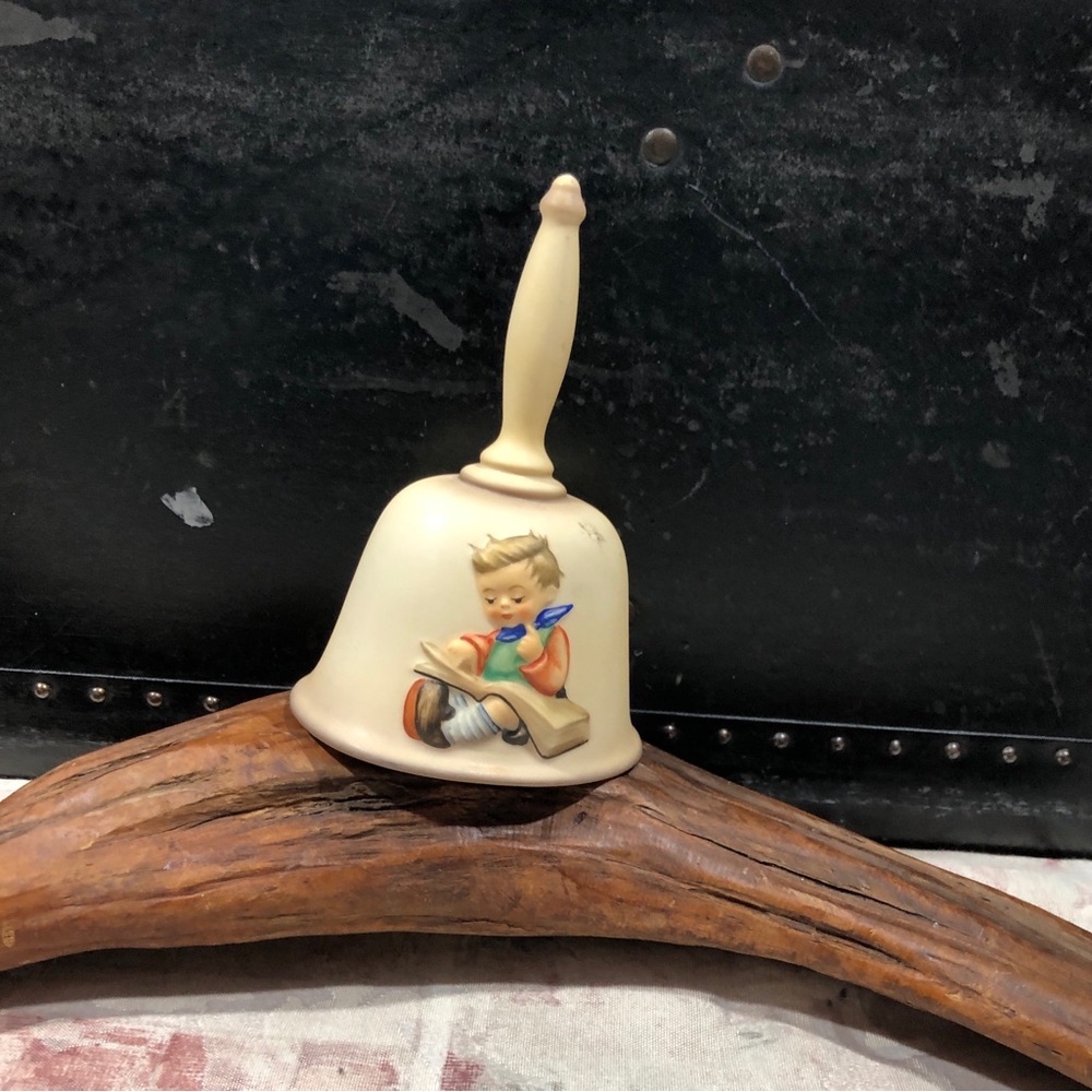 Hummel Goebel 1980 Annual Ceramic Bell with Child Design